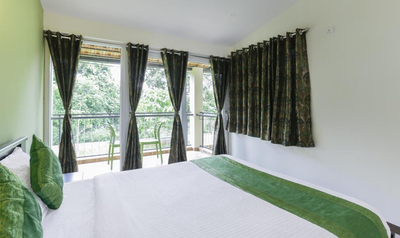 Treebo Laa Gardenia Resort, Nilavoor Lake 耶拉吉里 外观 照片