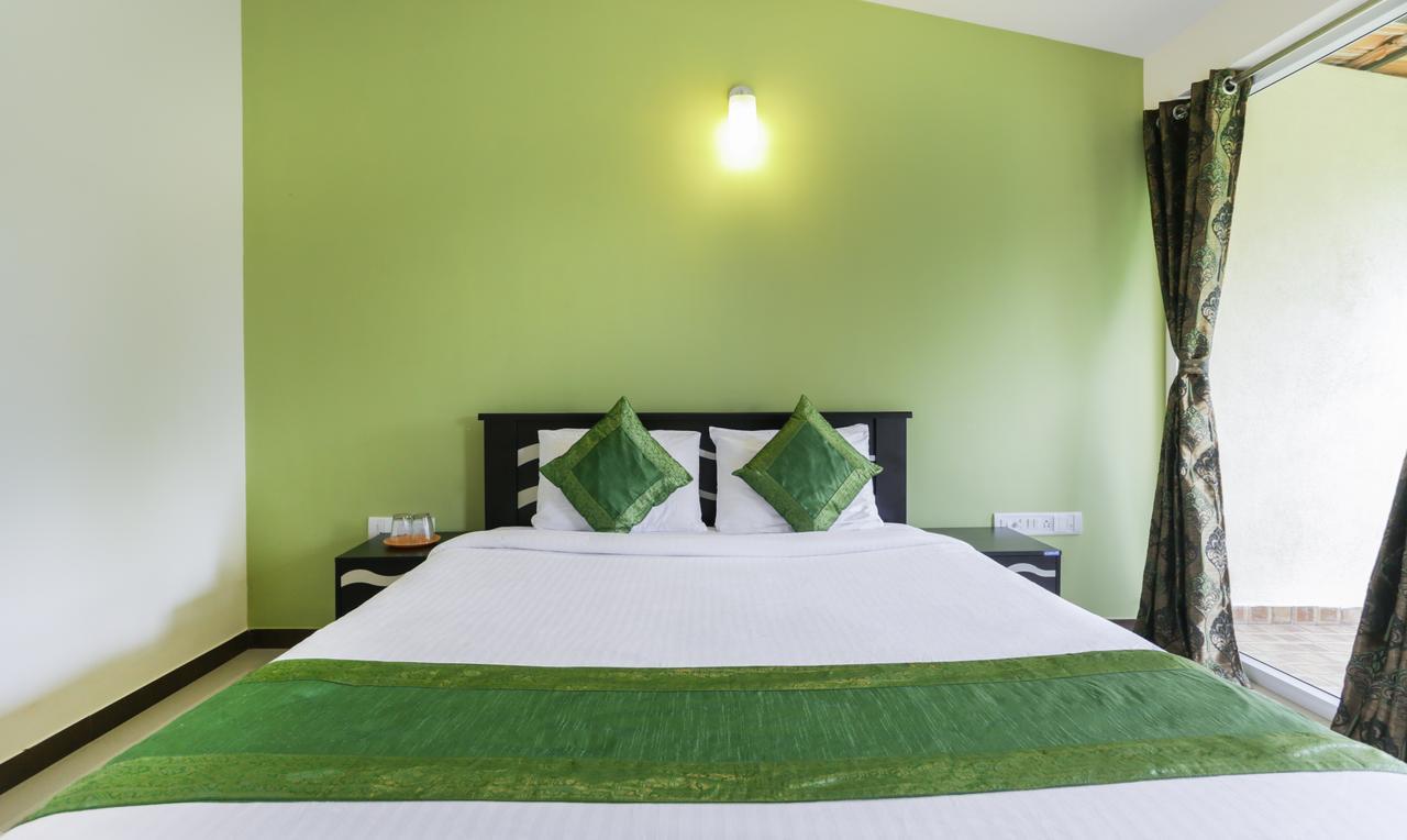 Treebo Laa Gardenia Resort, Nilavoor Lake 耶拉吉里 外观 照片